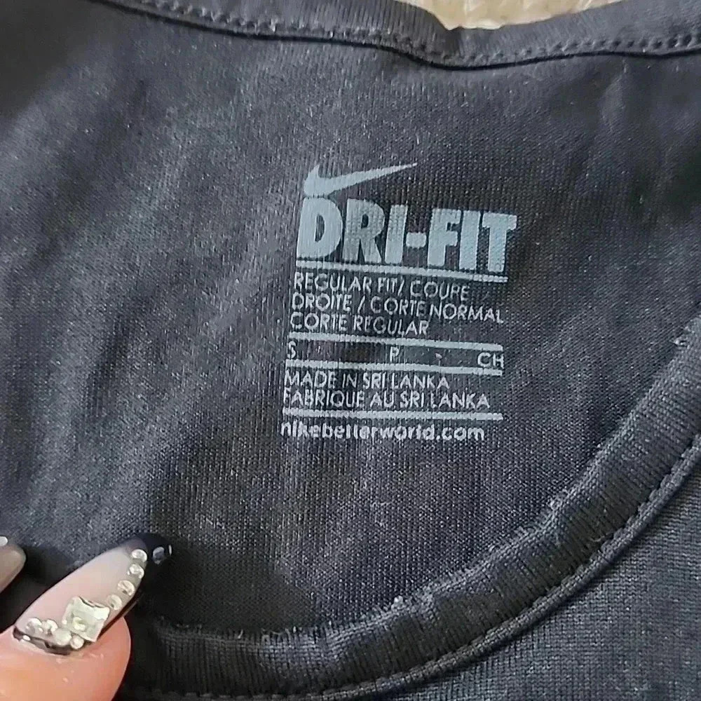 Nike Tank - Picture 2 of 2